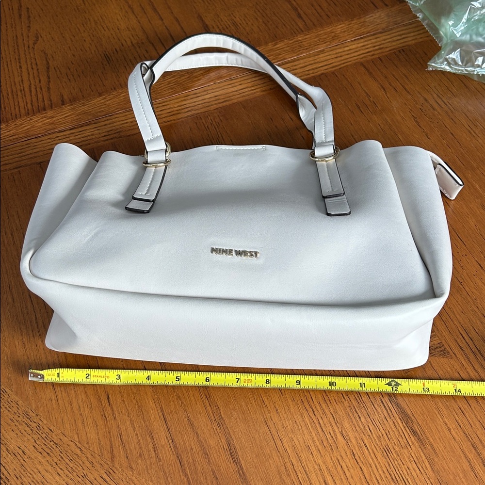 Nine West Cream Shoulder Bag - Picture 6 of 7